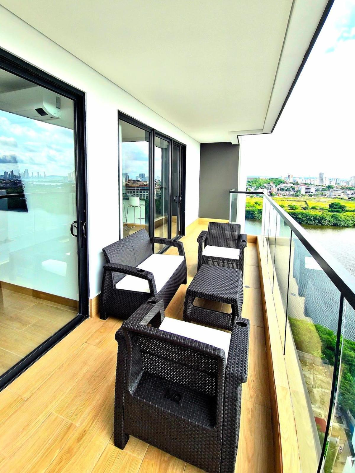 Beautiful View Of The Ocean And The Apartamento *